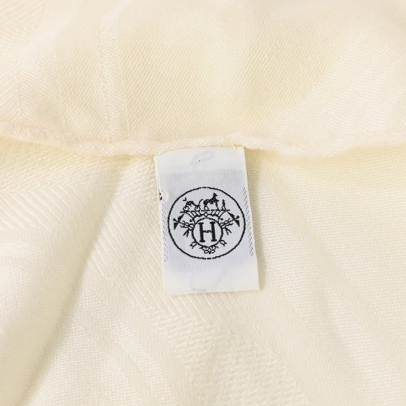 HERMES White Scarf - Picture 5 of 9